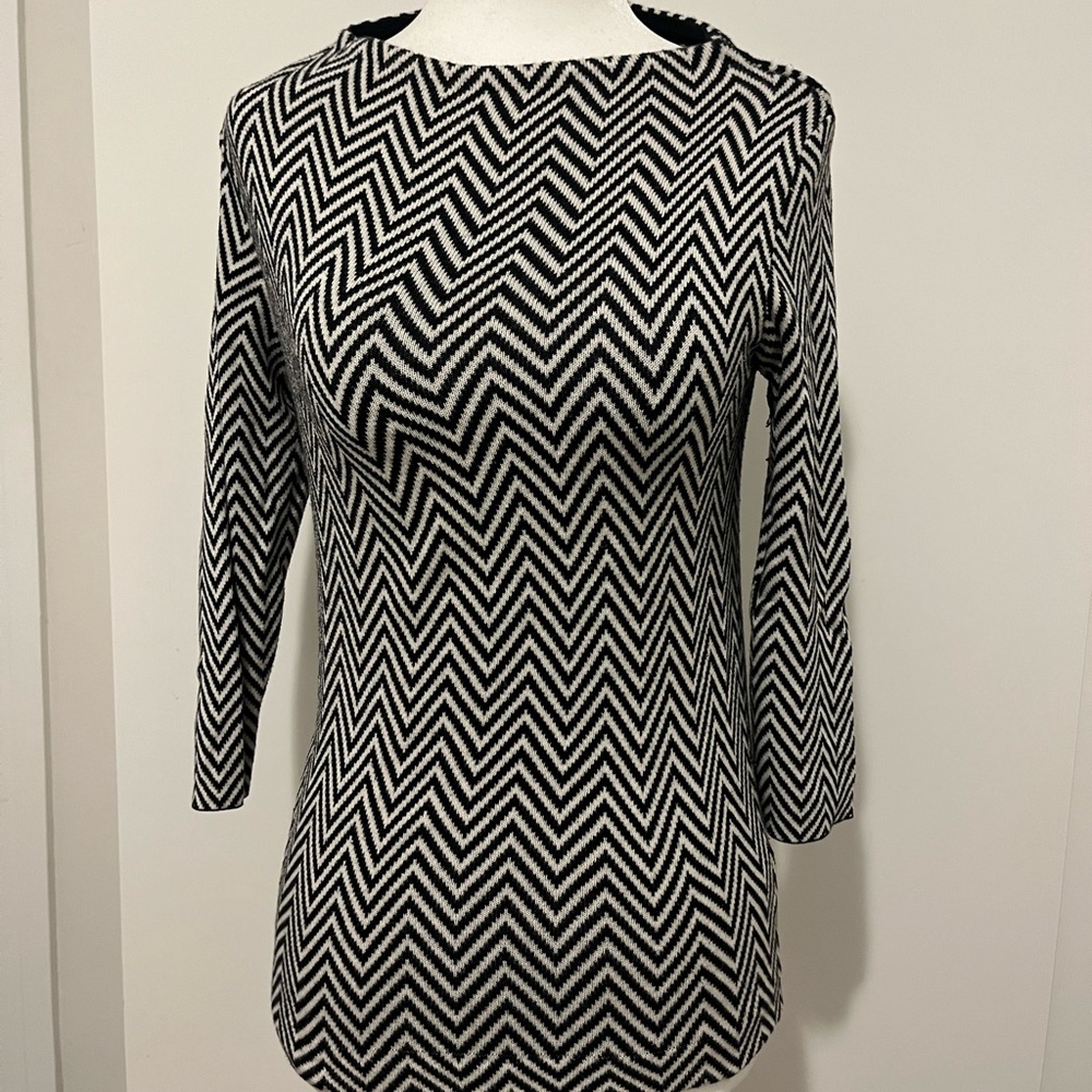 HOUNDSTOOTH CLASSIC RETRO MOSERN SWEATER MINIMAL DESIGN / BLACK & WHITE